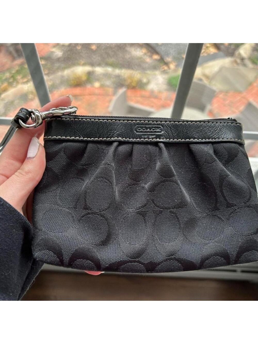 Vintage Coach Elegant Black Wristlet Clutch